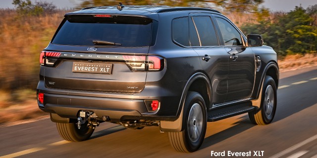 FORD EVEREST 3.0D V6 PLATINUM AWD A/T - 13 