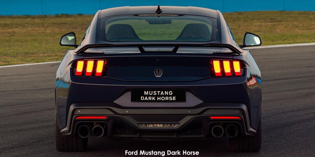 FORD MUSTANG 5.0 DARK HORSE A/T - 46 