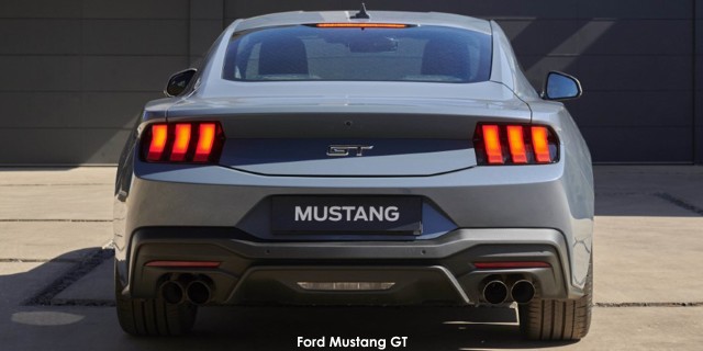 FORD MUSTANG 5.0 DARK HORSE A/T - 42 