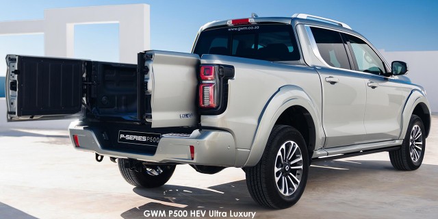 GWM P500 2.0T ULTRA LUXURY HYBRID 4X4 A/T D/C P/U - 8 