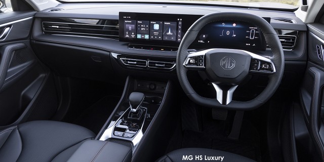 MG HS 2.0T LUXURY A/T - 7 