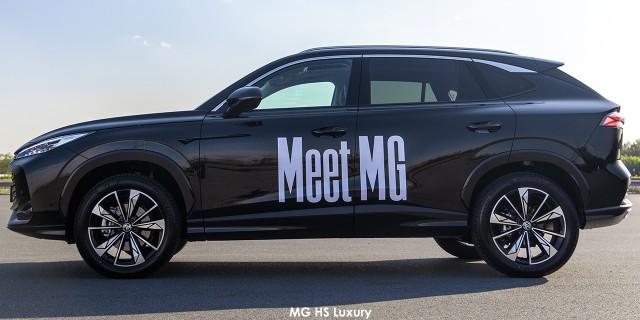 MG HS 2.0T LUXURY A/T - 12 