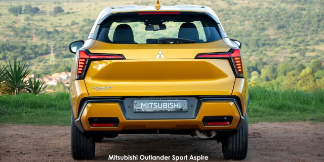 MITSUBISHI OUTLANDER SPORT 1.5 EXCEED CVT - 7 