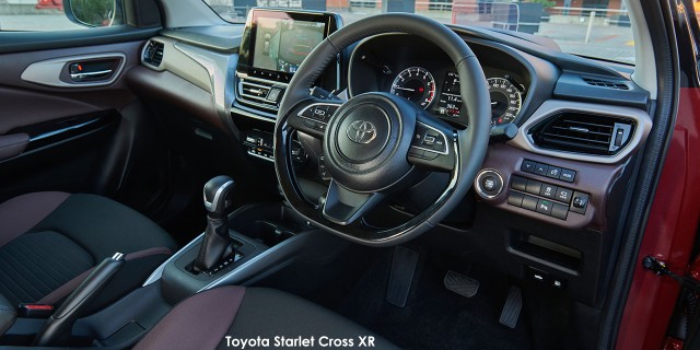 TOYOTA STARLET CROSS 1.5XR A/T - 21 